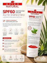 Protector solar SPF 60 con extracto de baba de caracol - HAIKO